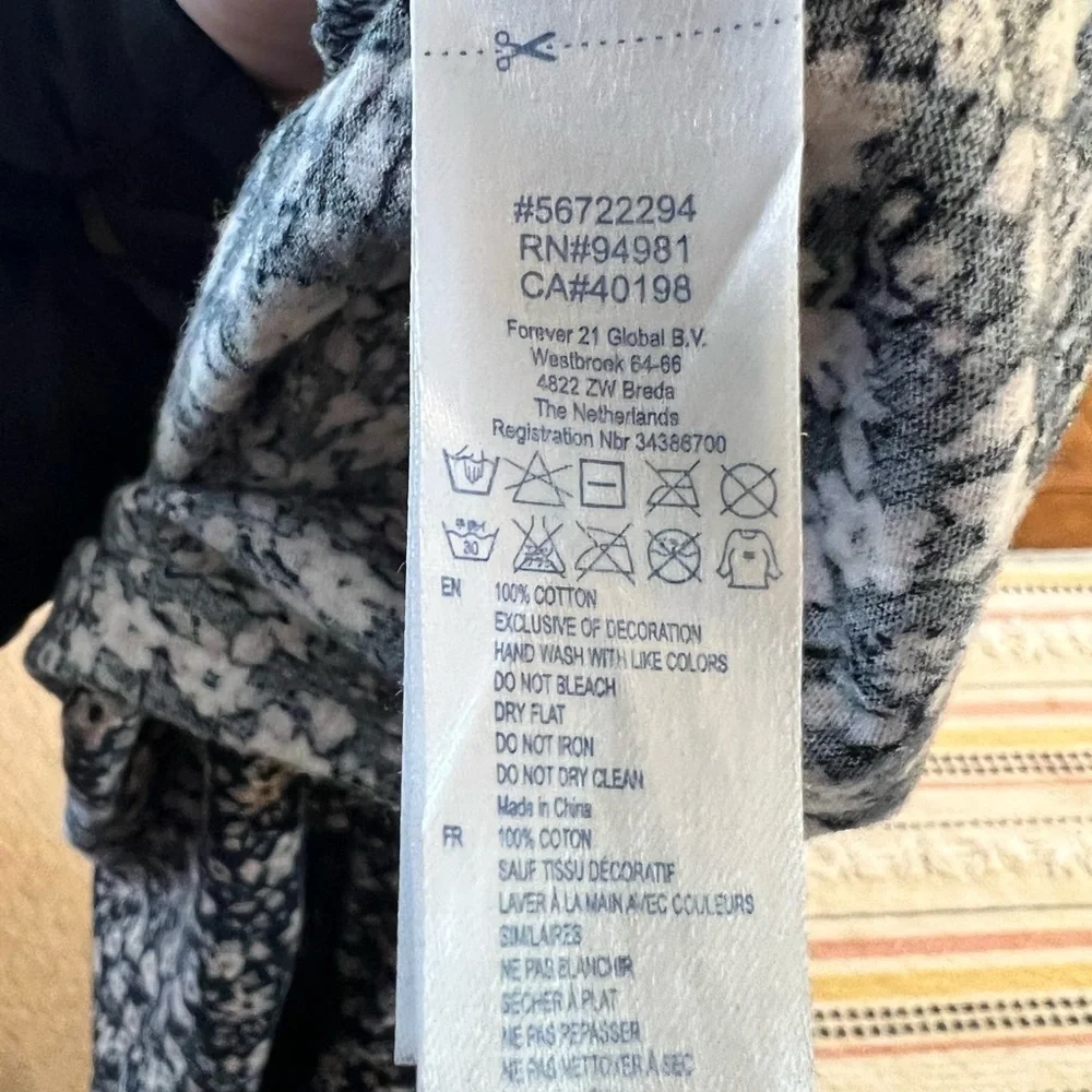 Forever 21 girls summer dress with pockets